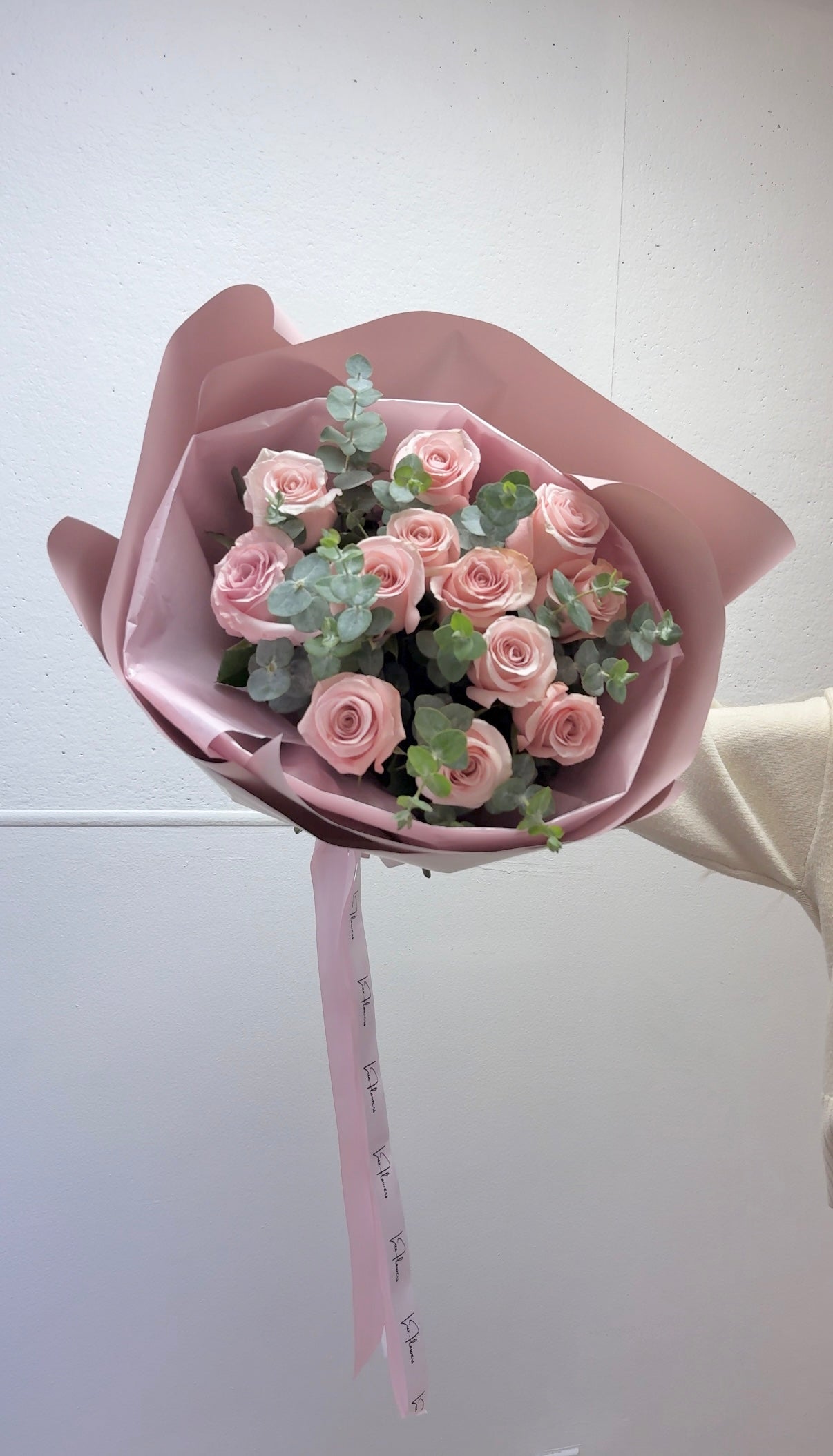 Dozen Pink Roses