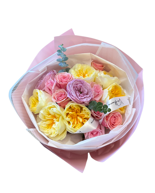 Designer's Choice Garden Rose Bouquet